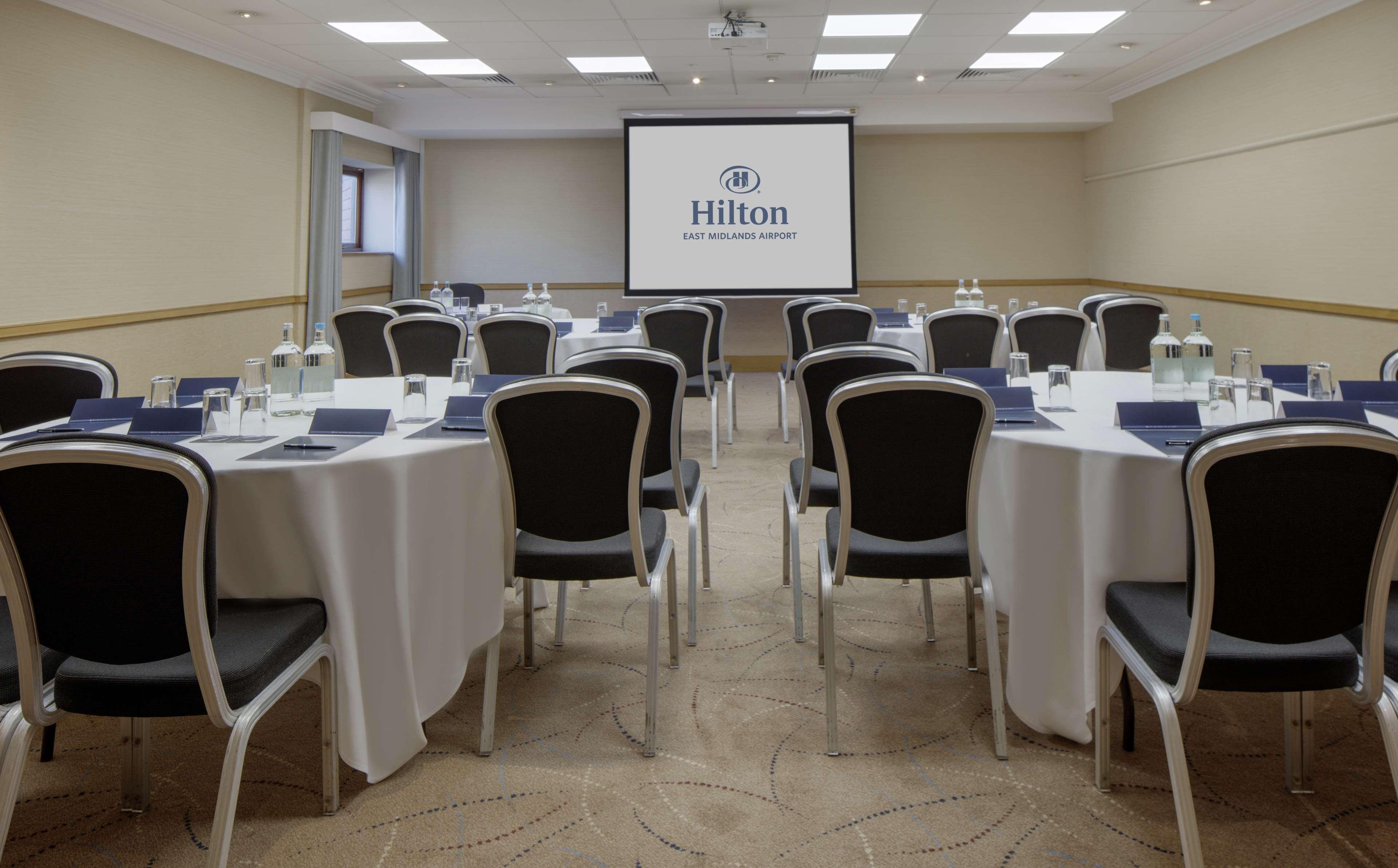 Hilton East Midlands Airport Hotel Kegworth Exterior foto