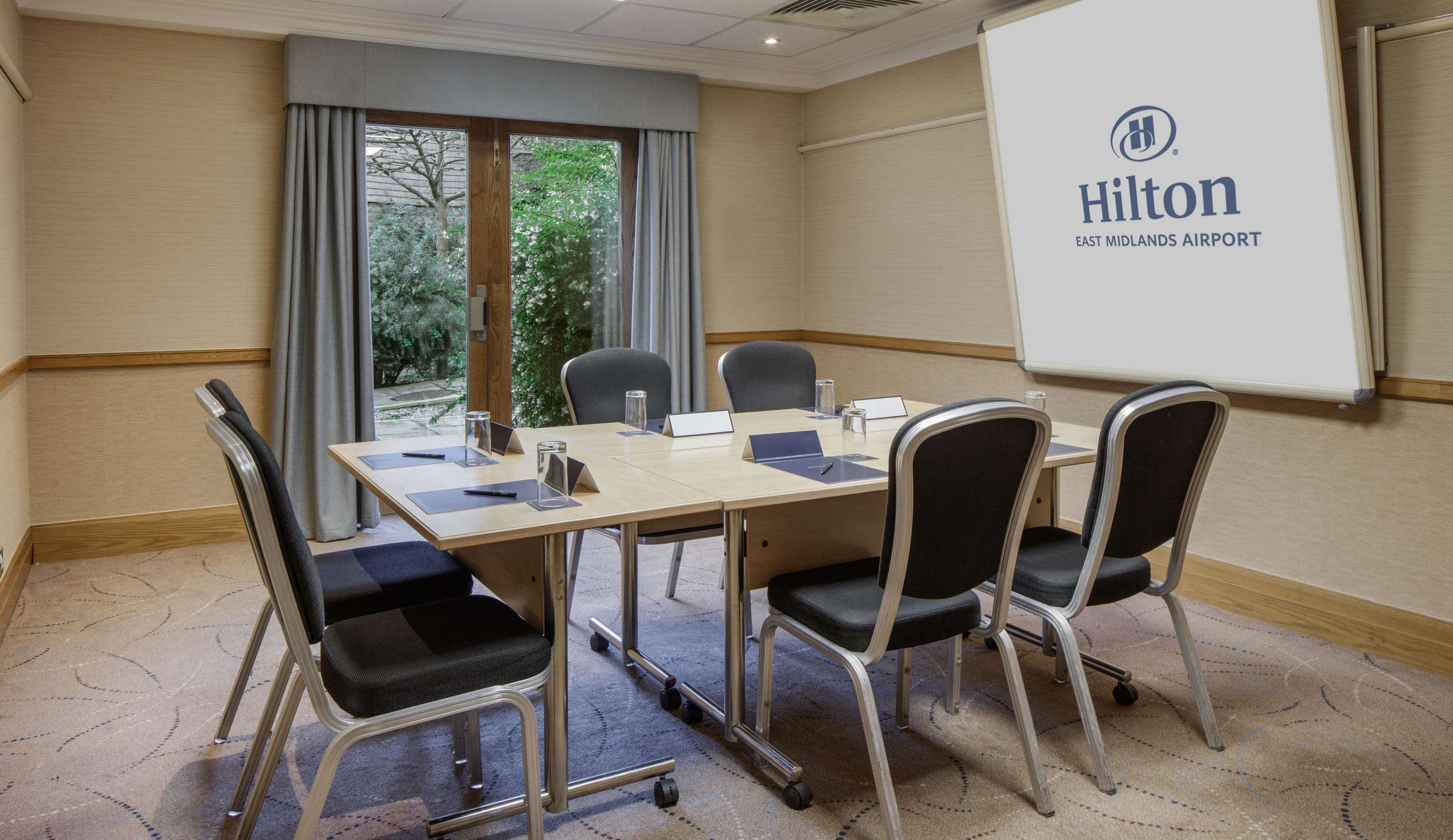 Hilton East Midlands Airport Hotel Kegworth Exterior foto